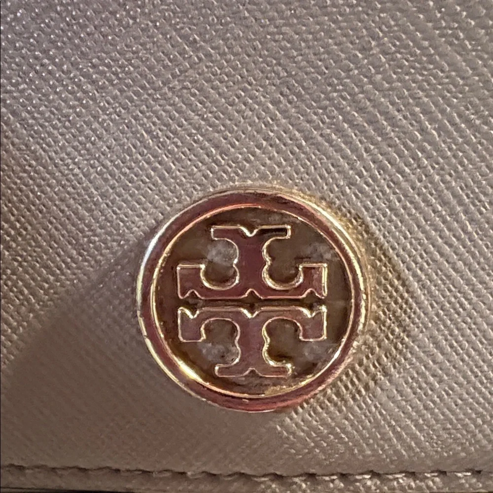 TORY BURCH Women’s Purse,Crossbody. Excellent Condition.Comes with/dust bag.